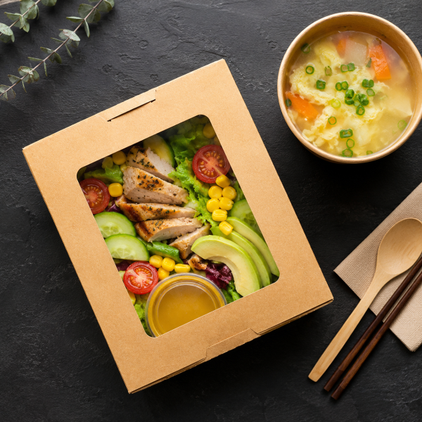 500ml kraft window salad box serving fresh salad with chicken and vegetables
